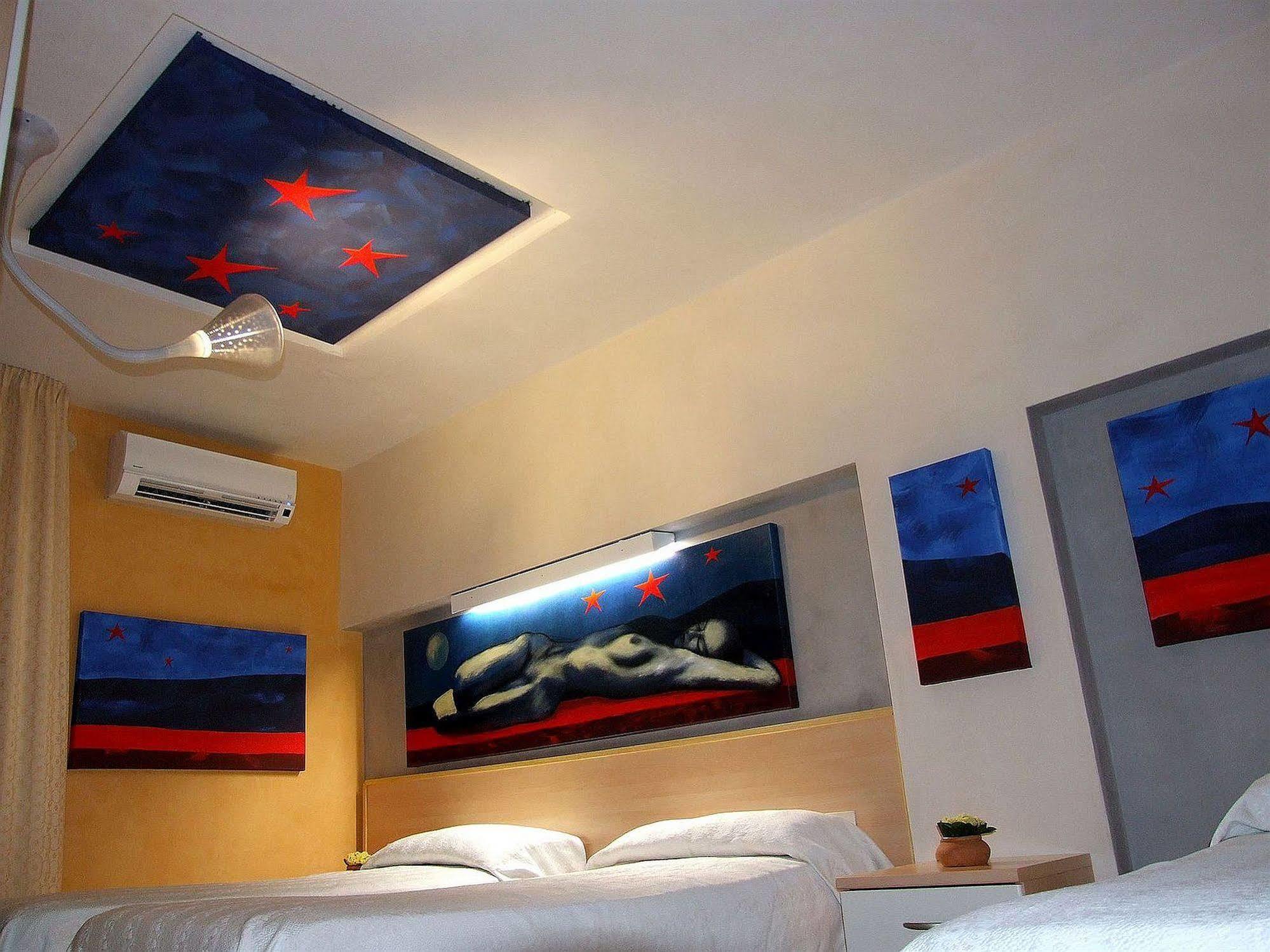 Hotel Ristorante Cavaliere สการีโอ ภายนอก รูปภาพ
